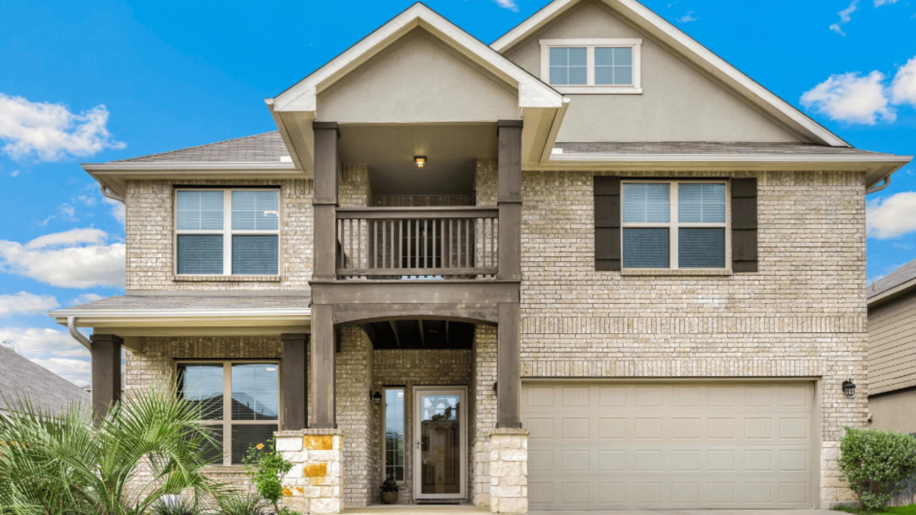Professional exterior painting project in NW San Antonio by That 1 Painter