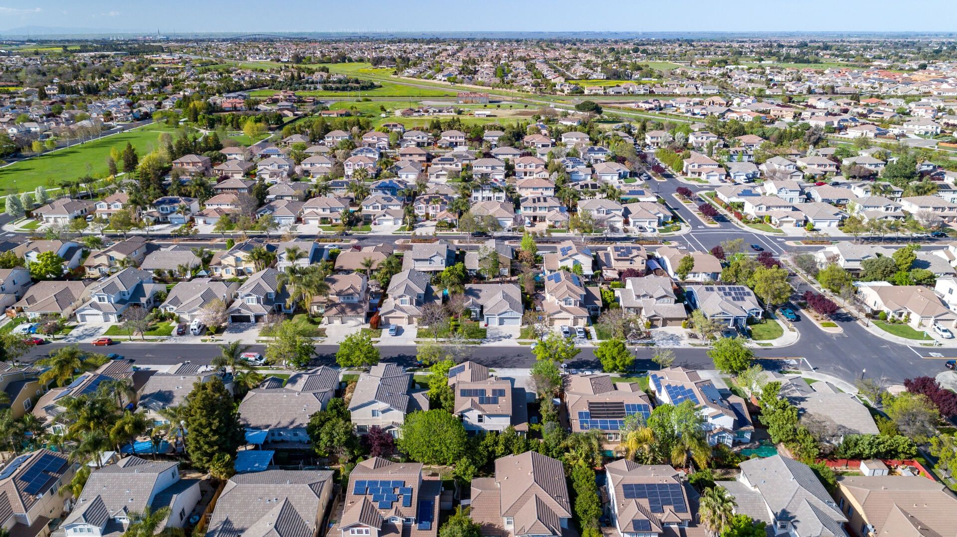 Aerial view of Central Iowa Iowa residential neighborhoods served by That 1 Painter